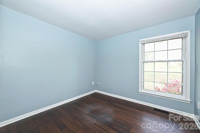 1518 Rama Road, Charlotte, NC 28211