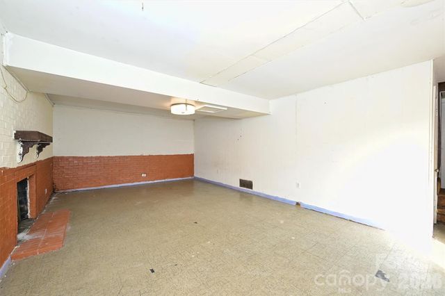 1518 Rama Road, Charlotte, NC 28211