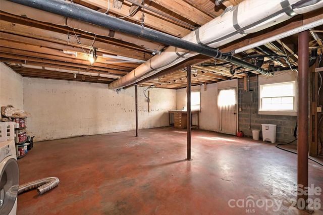 1518 Rama Road, Charlotte, NC 28211