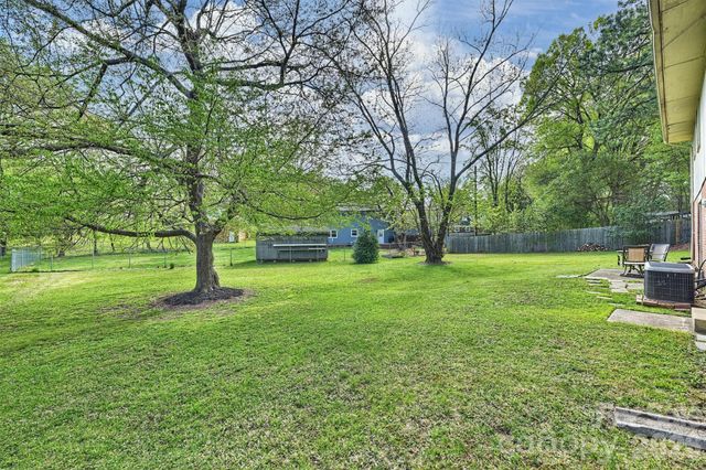 1518 Rama Road, Charlotte, NC 28211