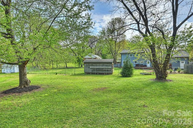 1518 Rama Road, Charlotte, NC 28211