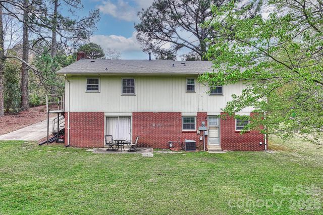 1518 Rama Road, Charlotte, NC 28211