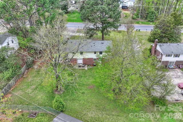 1518 Rama Road, Charlotte, NC 28211