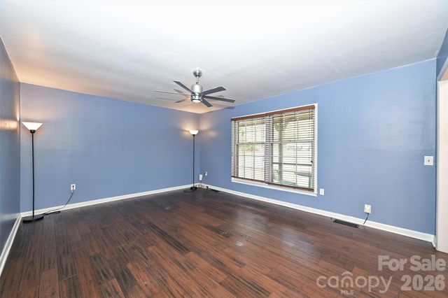 1518 Rama Road, Charlotte, NC 28211