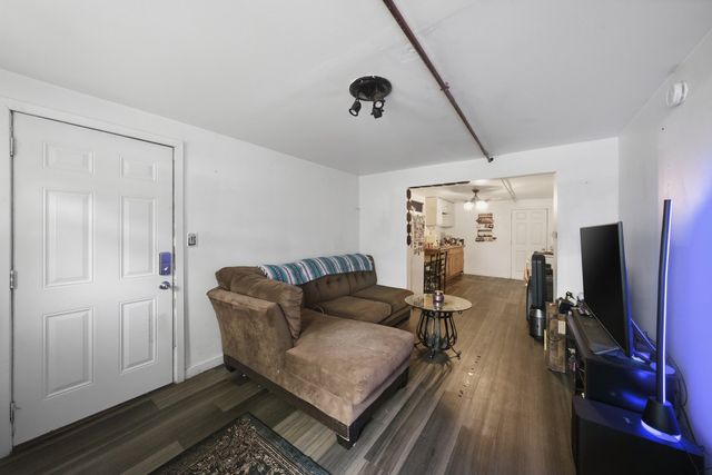 3828 S Honore Street, Chicago, IL 60609