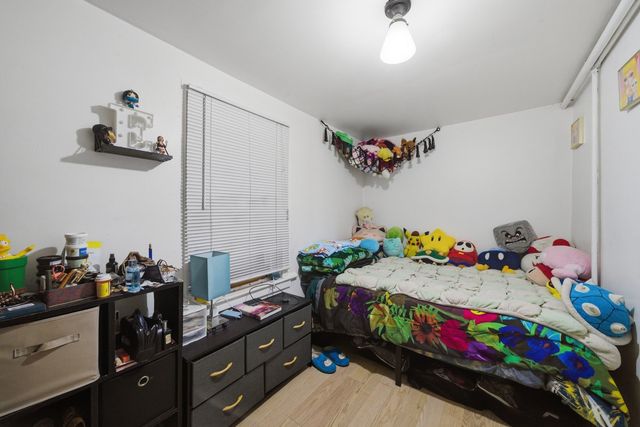 3828 S Honore Street, Chicago, IL 60609