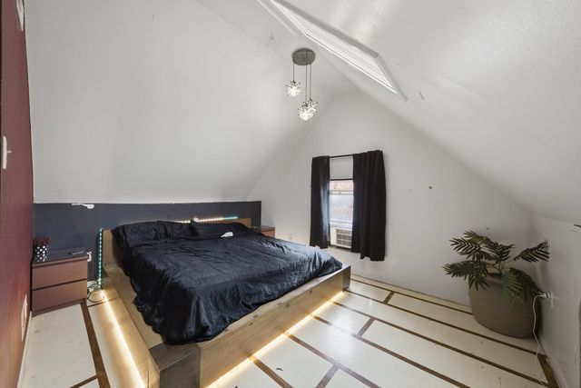 3828 S Honore Street, Chicago, IL 60609