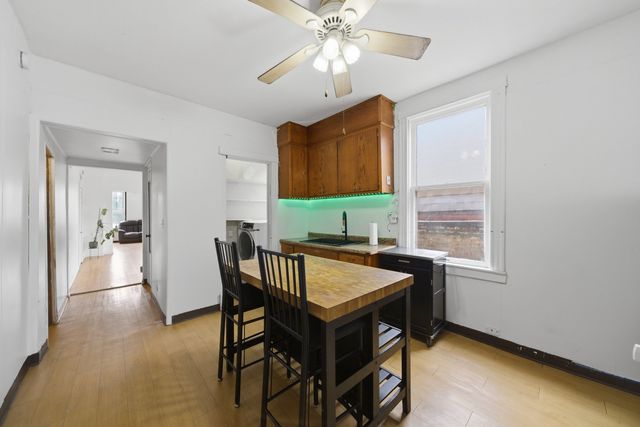 3828 S Honore Street, Chicago, IL 60609