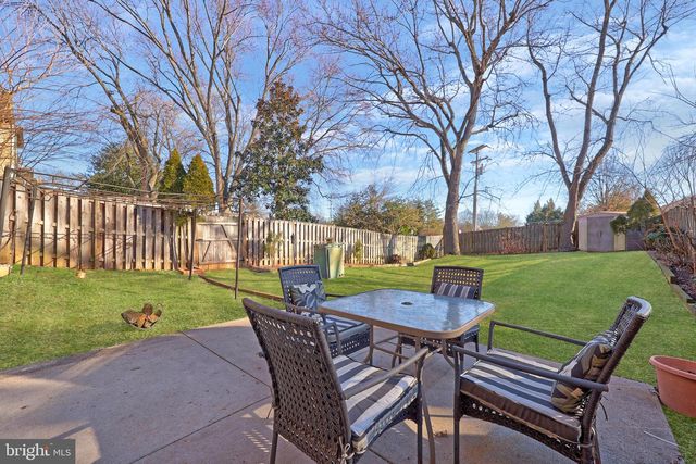 14821 HAYMARKET LN, Centreville, VA 20120