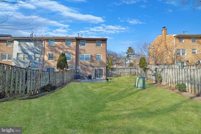 14821 HAYMARKET LN, Centreville, VA 20120