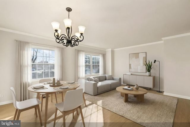 14821 HAYMARKET LN, Centreville, VA 20120