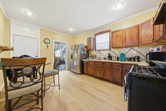 3311 N Kostner Avenue, Chicago, IL 60641