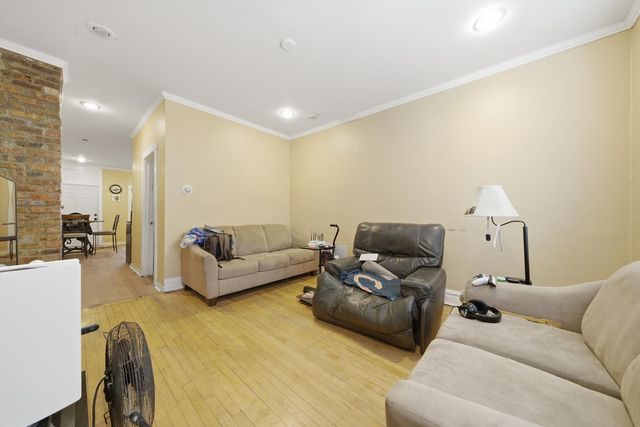 3311 N Kostner Avenue, Chicago, IL 60641