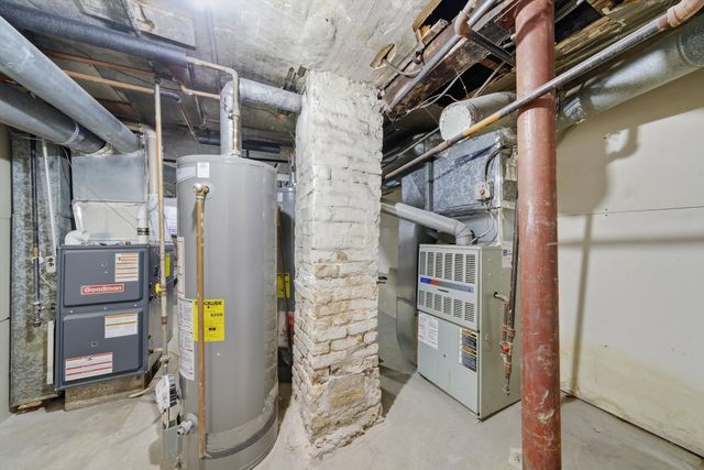 3311 N Kostner Avenue, Chicago, IL 60641