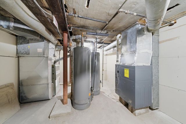 3311 N Kostner Avenue, Chicago, IL 60641