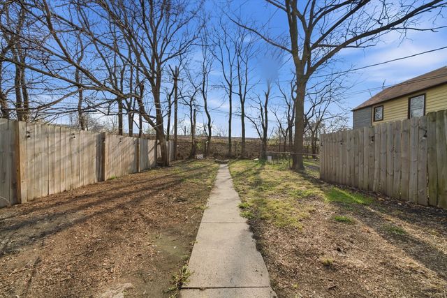 3311 N Kostner Avenue, Chicago, IL 60641