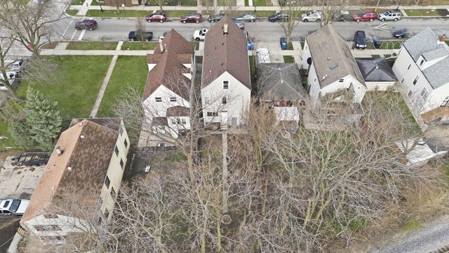 3311 N Kostner Avenue, Chicago, IL 60641