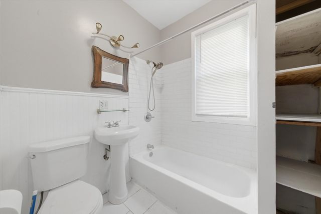 3311 N Kostner Avenue, Chicago, IL 60641