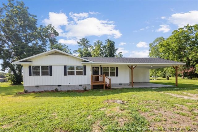 310 Saint James Street, Raeford, NC 28376