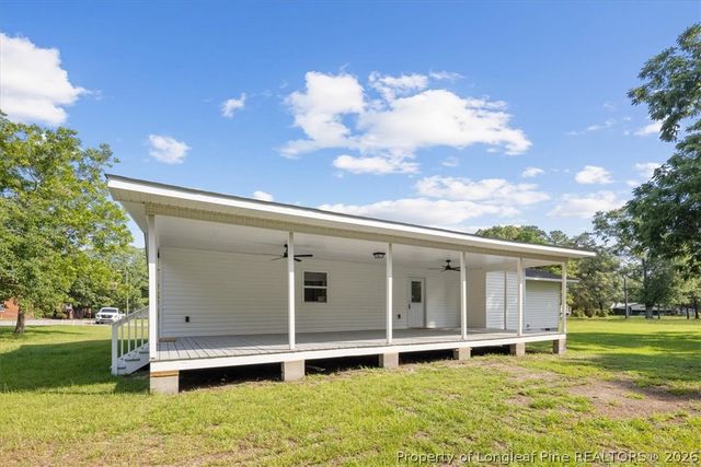 310 Saint James Street, Raeford, NC 28376