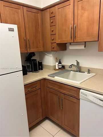 7441 Wayne Ave 14D, Miami Beach, FL 33141