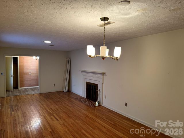 1 Clearview Street, Granite Falls, NC 28630