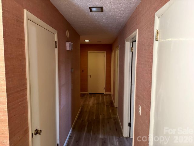 1 Clearview Street, Granite Falls, NC 28630