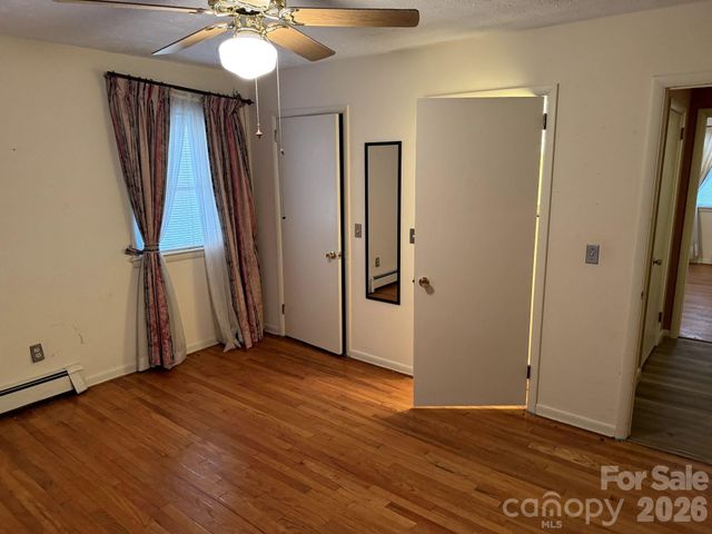1 Clearview Street, Granite Falls, NC 28630