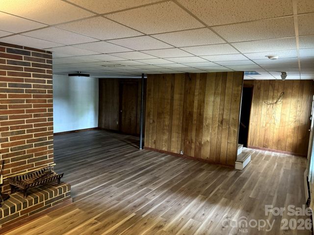 1 Clearview Street, Granite Falls, NC 28630