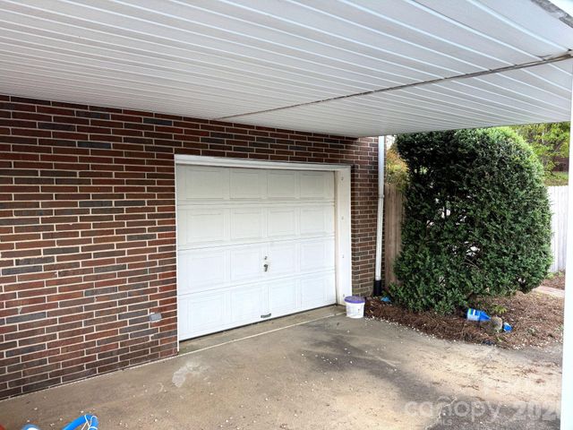 1 Clearview Street, Granite Falls, NC 28630