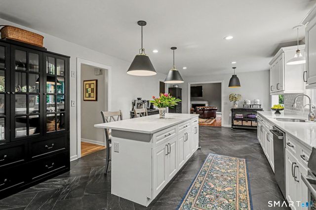 418 Hunting Ridge Road, Stamford, CT 06903