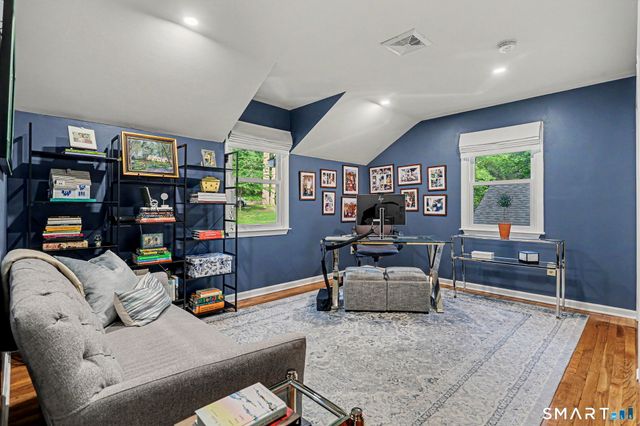 418 Hunting Ridge Road, Stamford, CT 06903