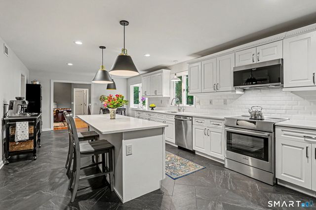 418 Hunting Ridge Road, Stamford, CT 06903