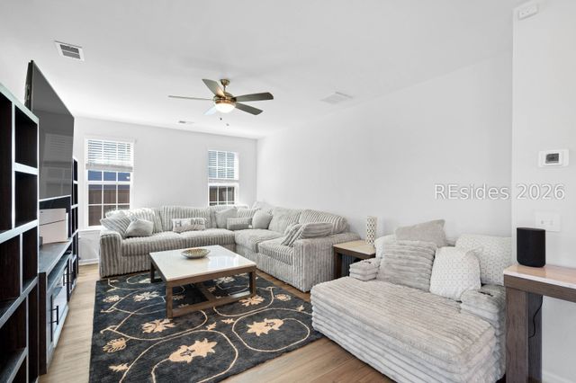 111 Grange Ln, Beaufort, SC 29907