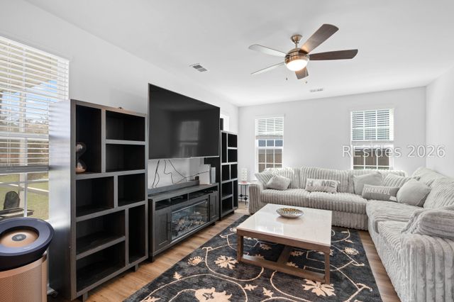 111 Grange Ln, Beaufort, SC 29907
