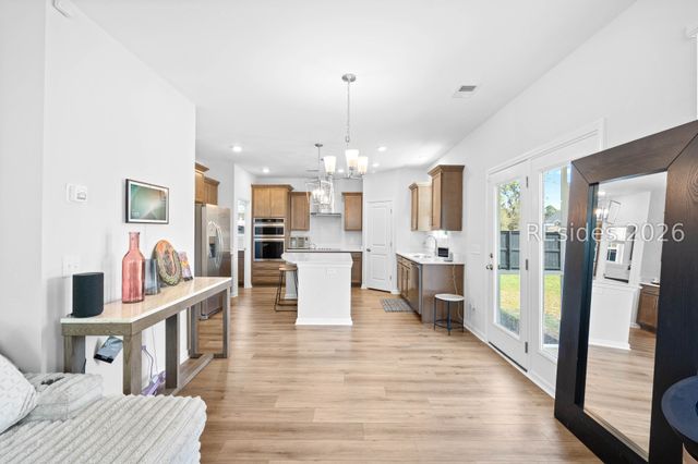 111 Grange Ln, Beaufort, SC 29907