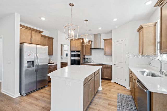 111 Grange Ln, Beaufort, SC 29907