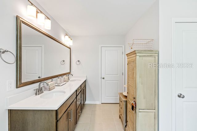 111 Grange Ln, Beaufort, SC 29907