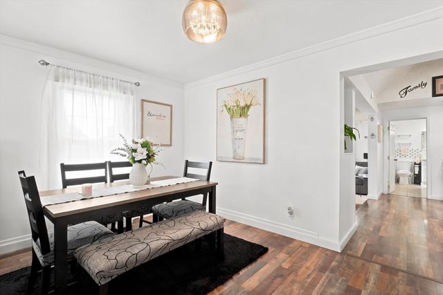 25 Orient St, Worcester, MA 01604
