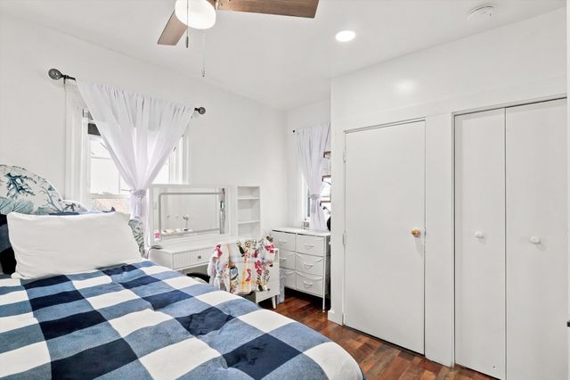 25 Orient St, Worcester, MA 01604
