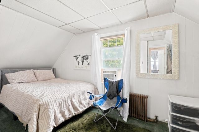25 Orient St, Worcester, MA 01604