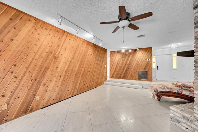 1361 SW 26th Avenue, Deerfield Beach, FL 33442