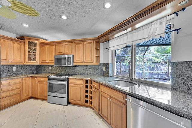 1361 SW 26th Avenue, Deerfield Beach, FL 33442