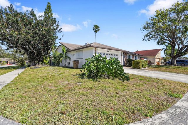 1361 SW 26th Avenue, Deerfield Beach, FL 33442