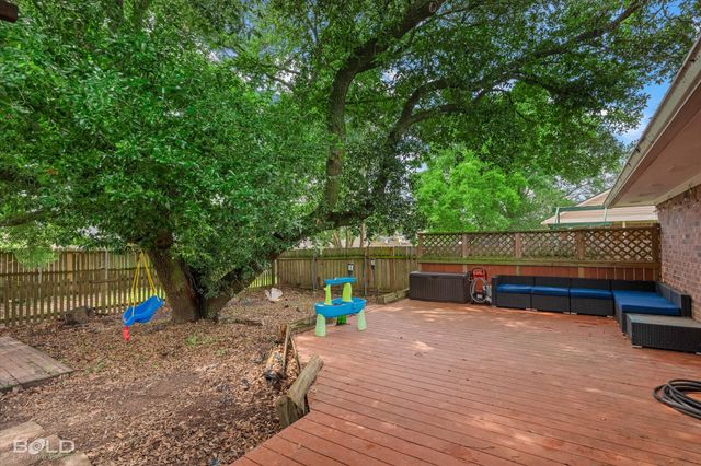 6308 Tioga Court, Bossier City, LA 71112
