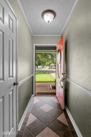 6308 Tioga Court, Bossier City, LA 71112