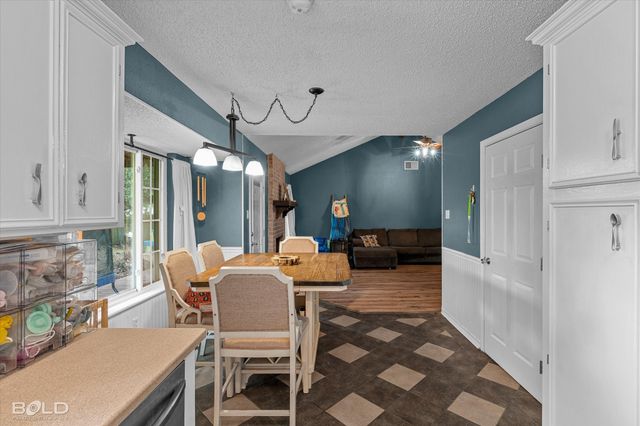 6308 Tioga Court, Bossier City, LA 71112