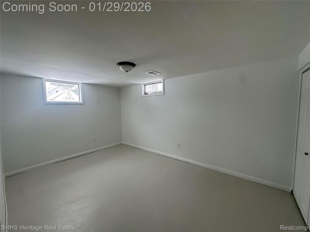 222 N Summit Street, Webberville Village, MI 48892