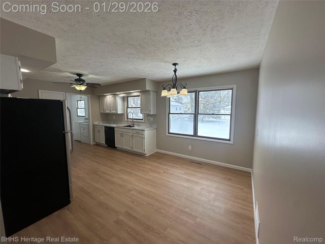 222 N Summit Street, Webberville Village, MI 48892