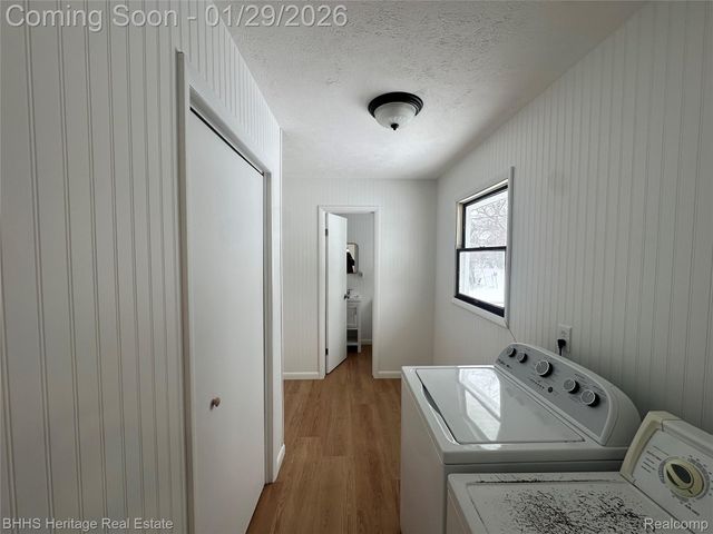 222 N Summit Street, Webberville Village, MI 48892